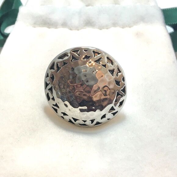Hammered Metal Dome Ring Size 6.5 Silver Tone Wide Band Large Shield - Picture 10 of 14